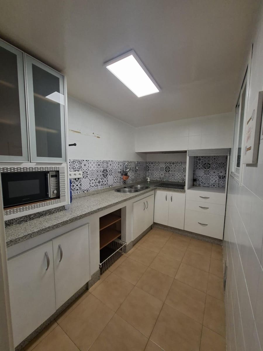 5 camera da letto Casa in vendita in Guadix con garage - 129.900 € (Rif: 9920564)