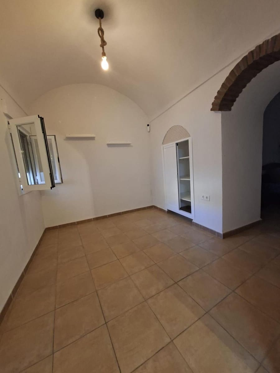 5 camera da letto Casa in vendita in Guadix con garage - 129.900 € (Rif: 9920564)