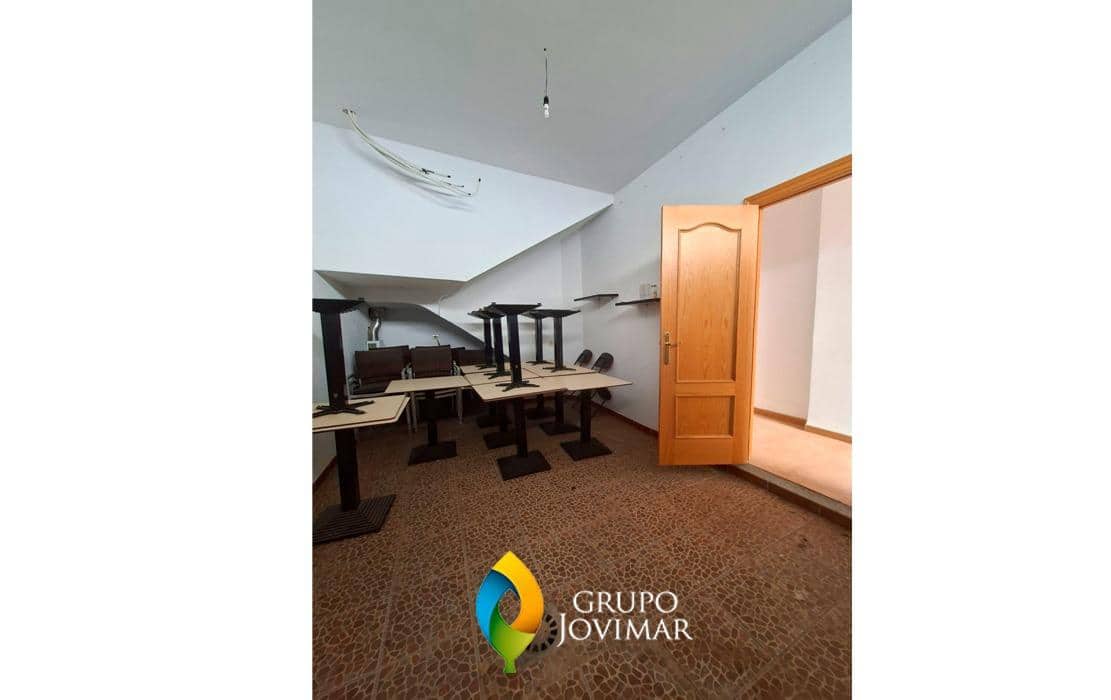 4 soveværelse Lejlighed til salg i Jerez del Marquesado med garage - € 135.500 (Ref: 9990817)