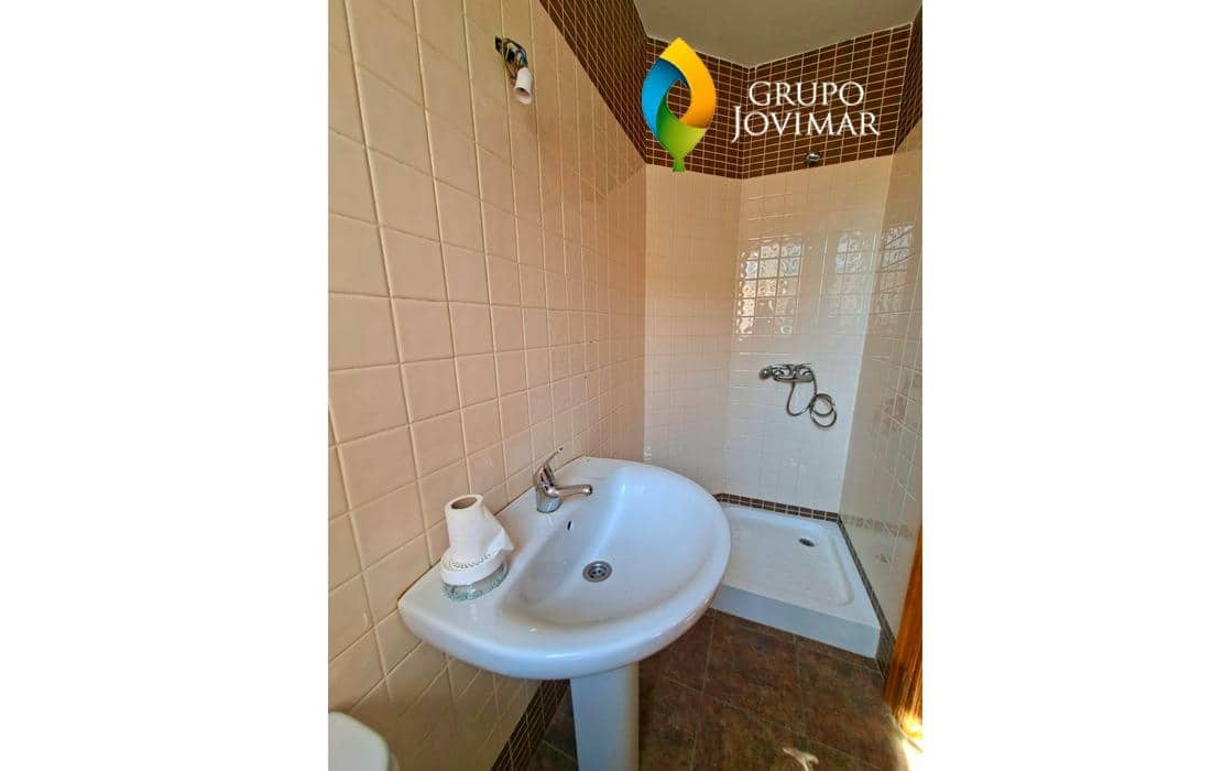 4 soveværelse Lejlighed til salg i Jerez del Marquesado med garage - € 135.500 (Ref: 9990817)