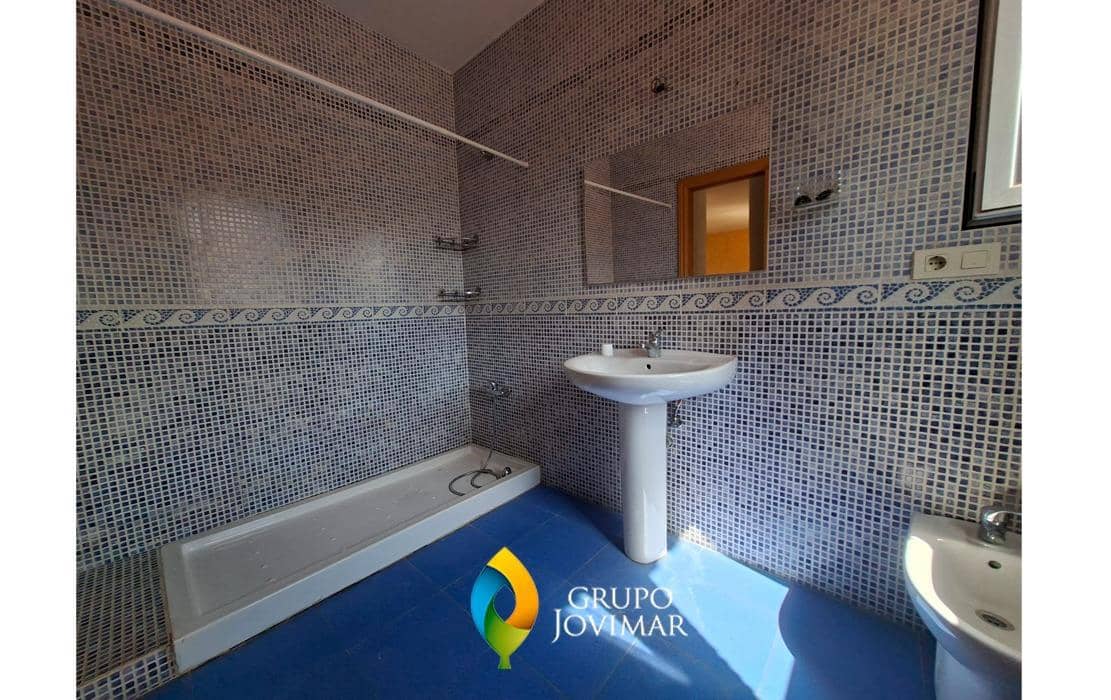 4 soveværelse Lejlighed til salg i Jerez del Marquesado med garage - € 135.500 (Ref: 9990817)