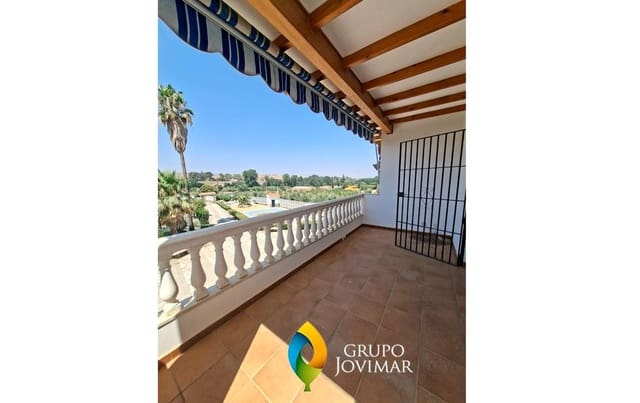 6 bedroom Villa for sale in Guadix with pool garage - € 299,500 (Ref: 9990818)