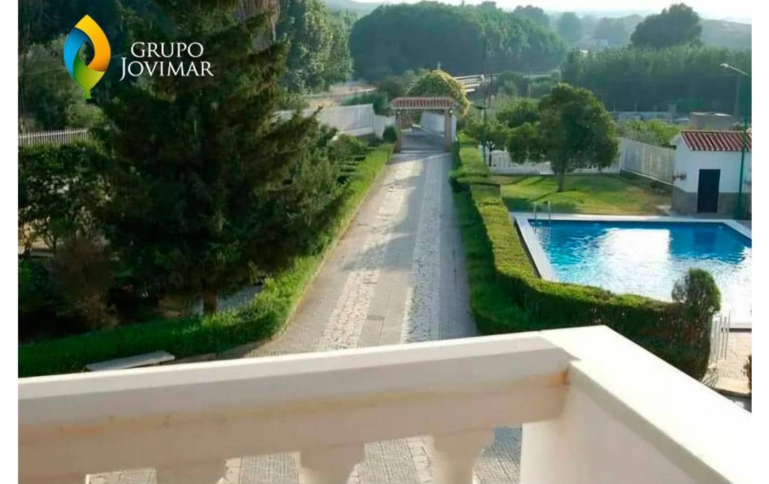 6 bedroom Villa for sale in Guadix with pool garage - € 299,500 (Ref: 9990818)