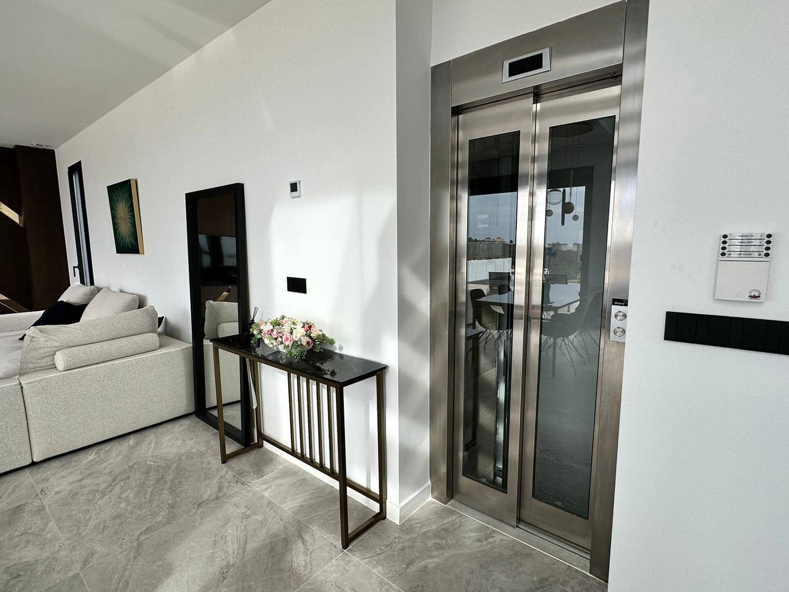 4 soveværelse Villa til salg i Finestrat med swimmingpool - € 1.750.000 (Ref: 8090563)