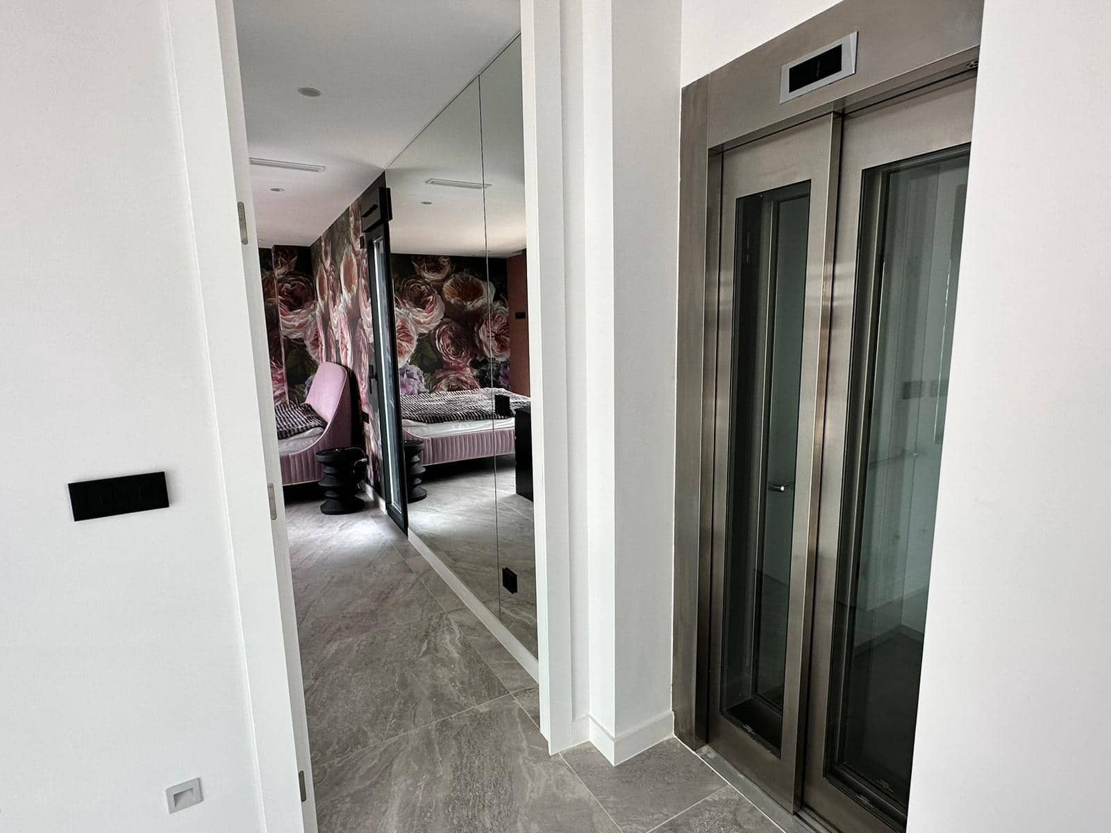 4 soveværelse Villa til salg i Finestrat med swimmingpool - € 1.750.000 (Ref: 8090563)