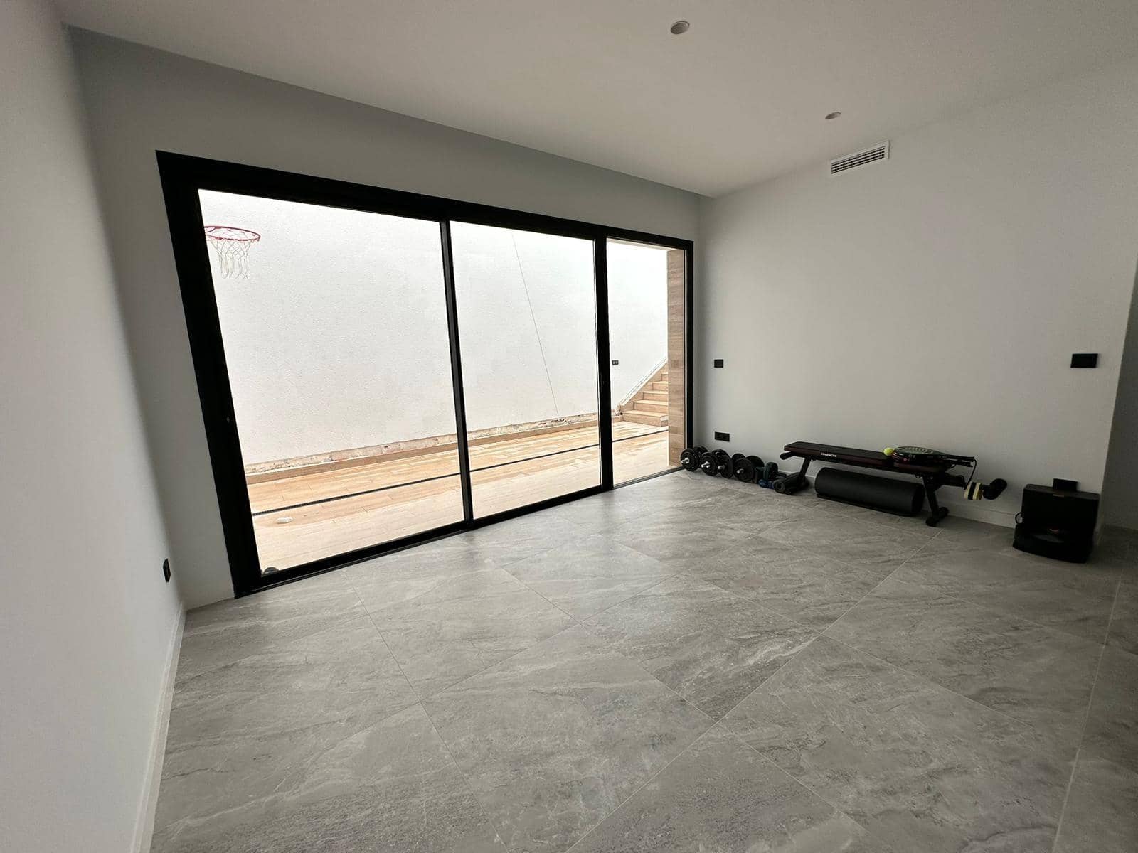 4 soveværelse Villa til salg i Finestrat med swimmingpool - € 1.750.000 (Ref: 8090563)