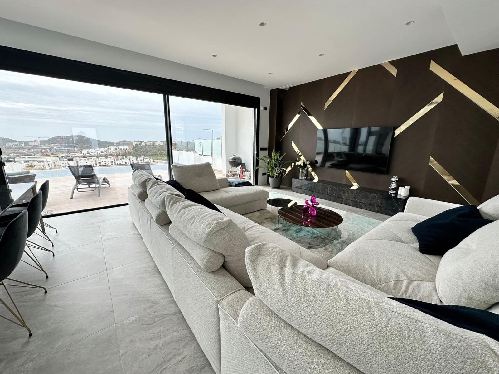 4 soveværelse Villa til salg i Finestrat med swimmingpool - € 1.750.000 (Ref: 8090563)