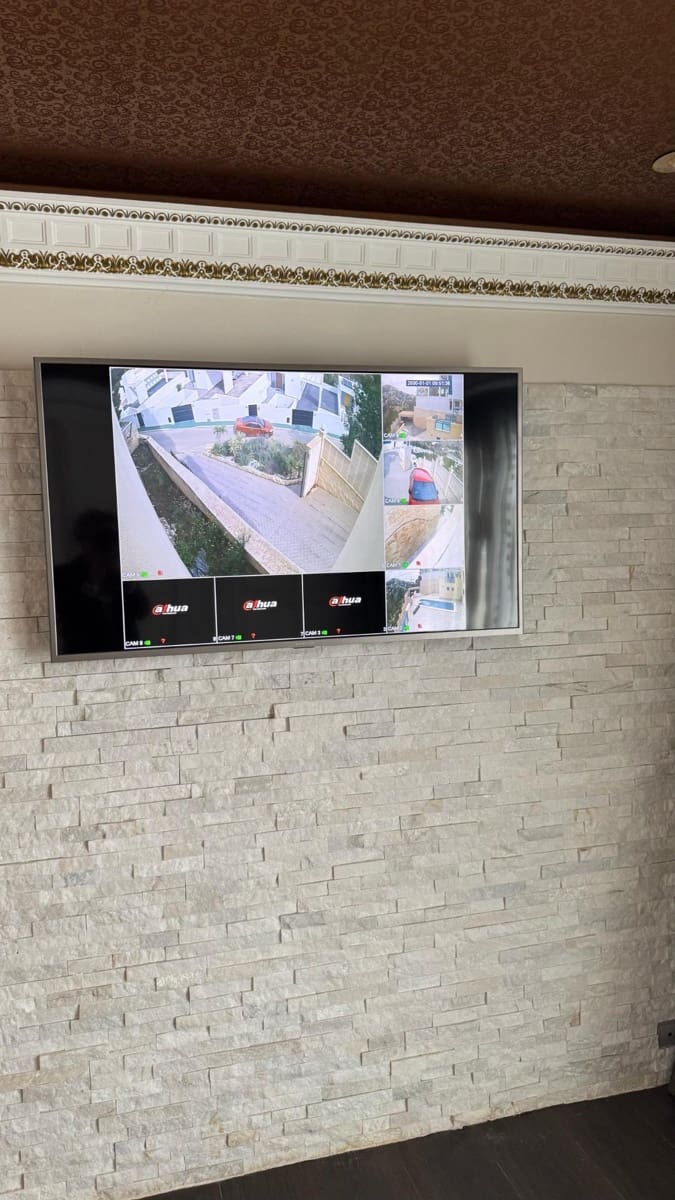 5 bedroom Villa for rent in Altea with pool garage - € 3,500 (Ref: 9719868)