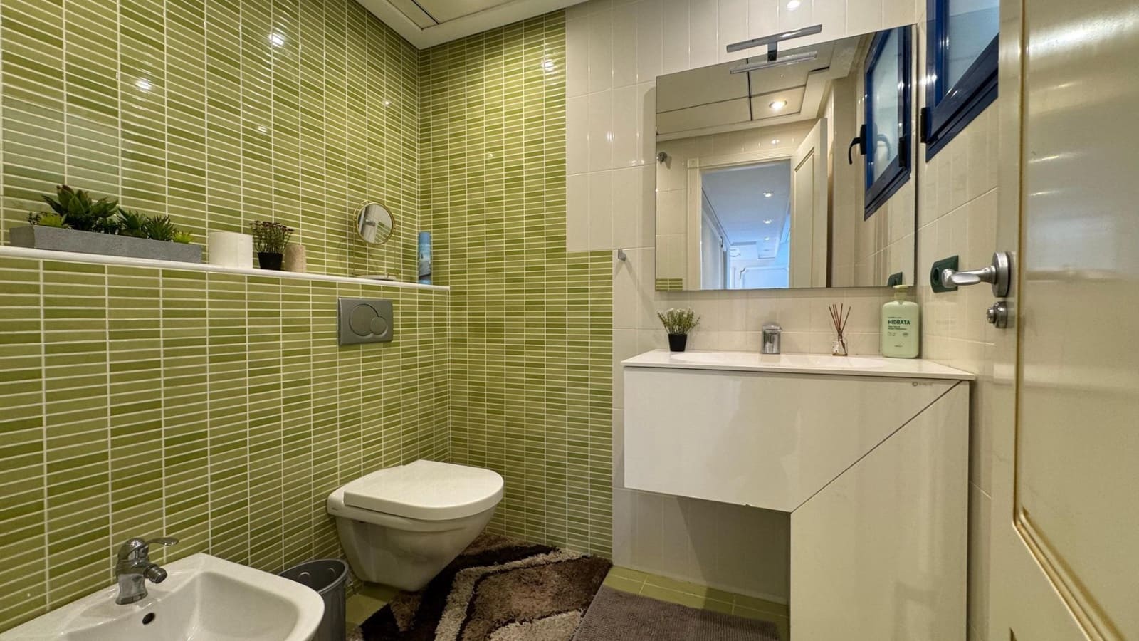 5 bedroom Villa for rent in Altea with pool garage - € 3,500 (Ref: 9719868)