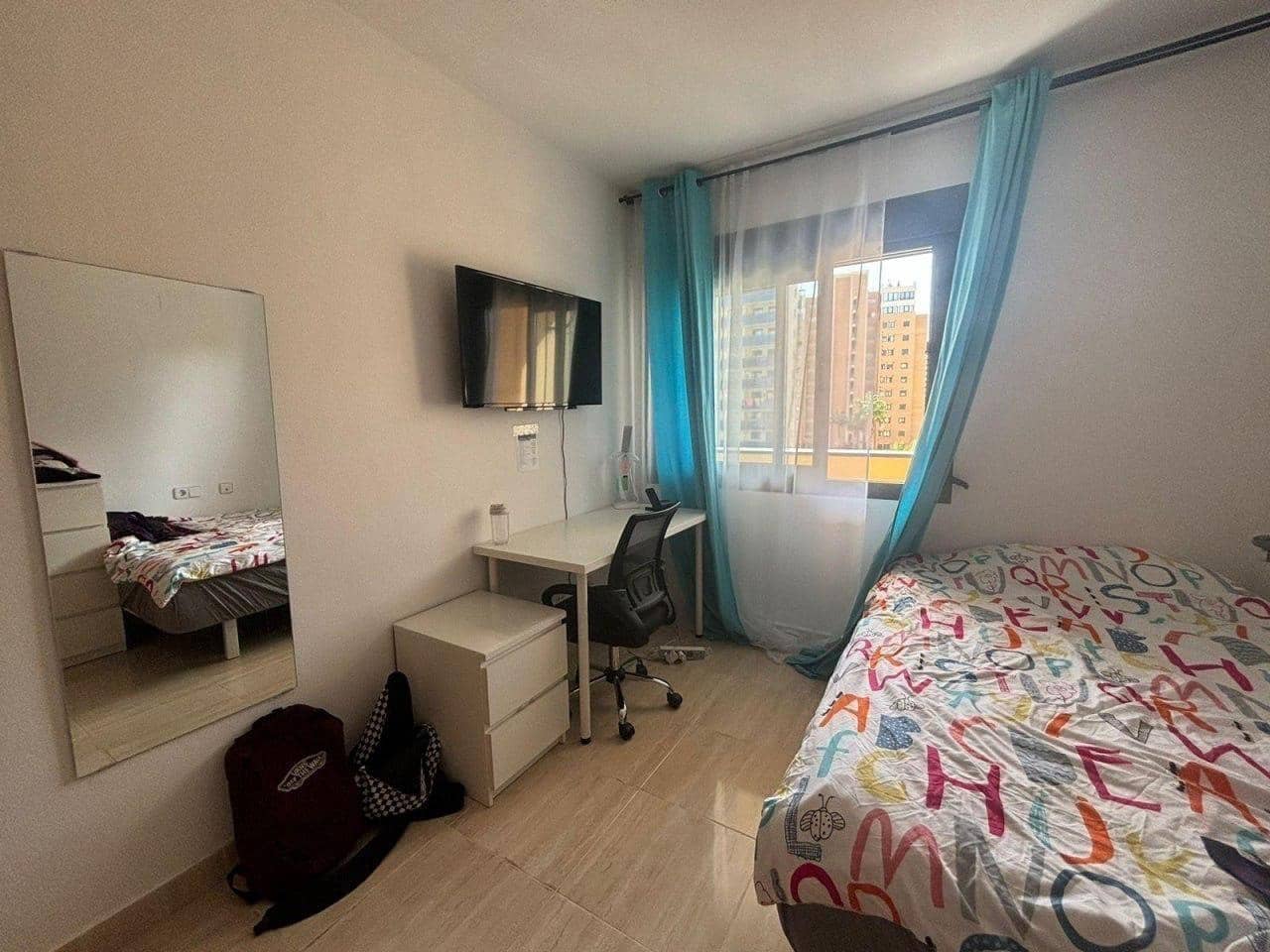 2 bedroom Apartment for sale in La Villajoyosa / Vila Joiosa with pool - € 245,000 (Ref: 9719869)