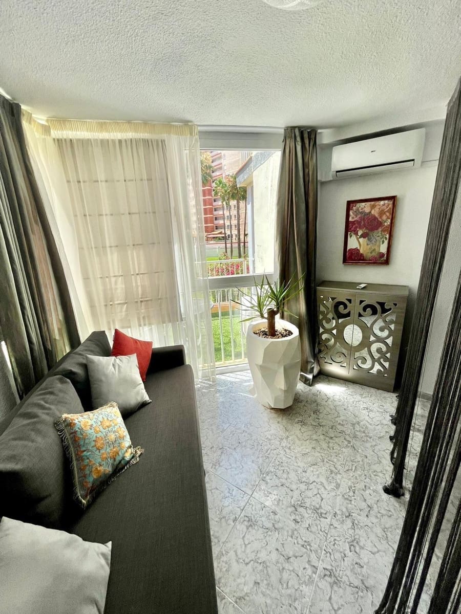 1 Zimmer Apartment zu verkaufen in Calpe / Calp - 195.000 € (Ref: 9719871)