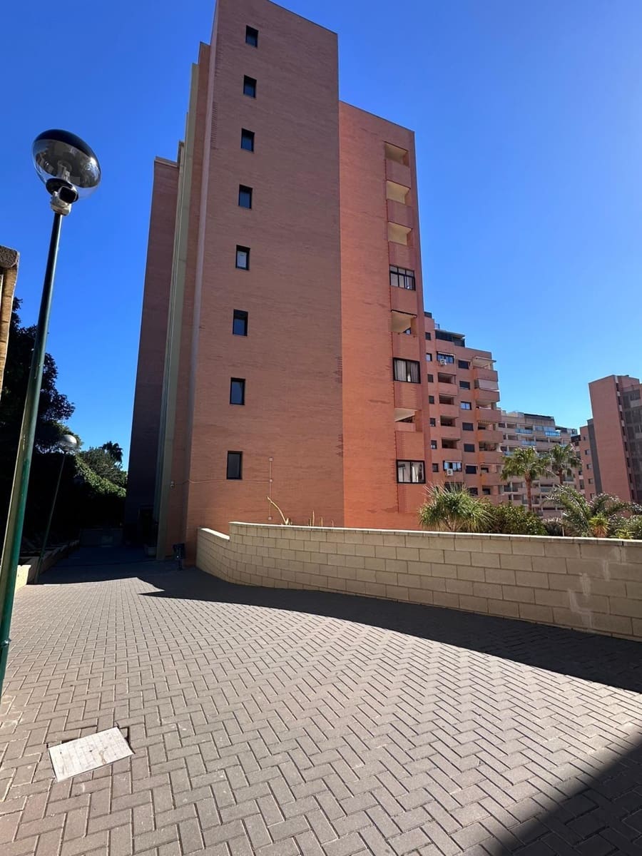 2 Zimmer Apartment zu verkaufen in La Villajoyosa / Vila Joiosa mit Pool Garage - 285.000 € (Ref: 9719874)