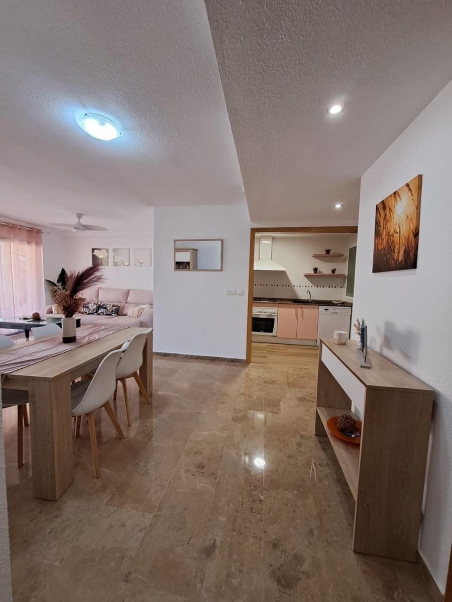 2 bedroom Apartment for sale in La Villajoyosa / Vila Joiosa with garage - € 290,000 (Ref: 9719875)