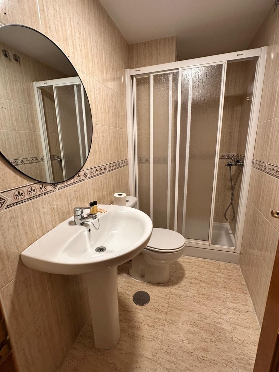 2 makuuhuone Huoneisto myytävänä paikassa Benidorm mukana uima-altaan - 250 000 € (Ref: 9719879)