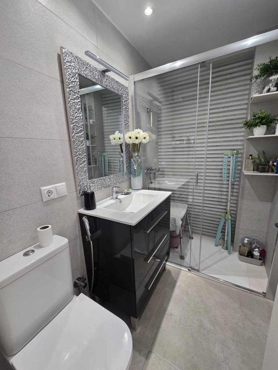 1 sypialnia Apartament na sprzedaż w Benidorm z basenem - 199 000 € (Ref: 9721651)