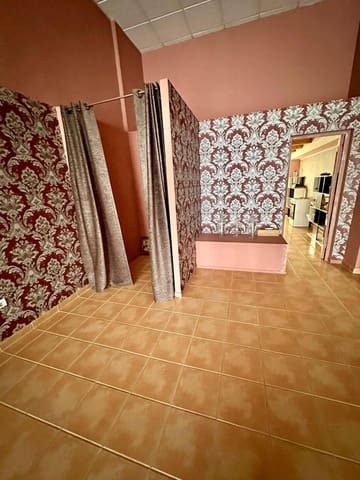 Kaupallinen vuokrattavana paikassa Altea - 1 700 € (Ref: 9721652)