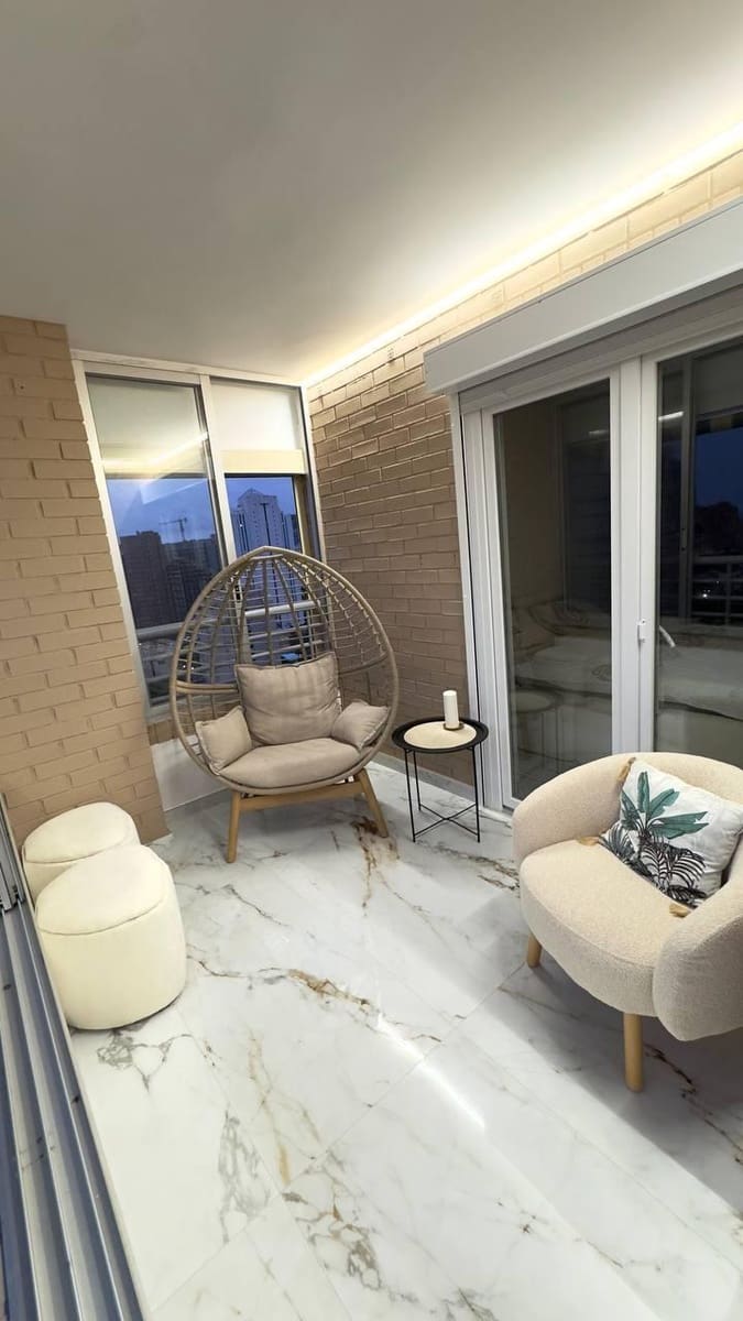 3 soveværelse Lejlighed til salg i Benidorm med swimmingpool - € 520.000 (Ref: 9730231)