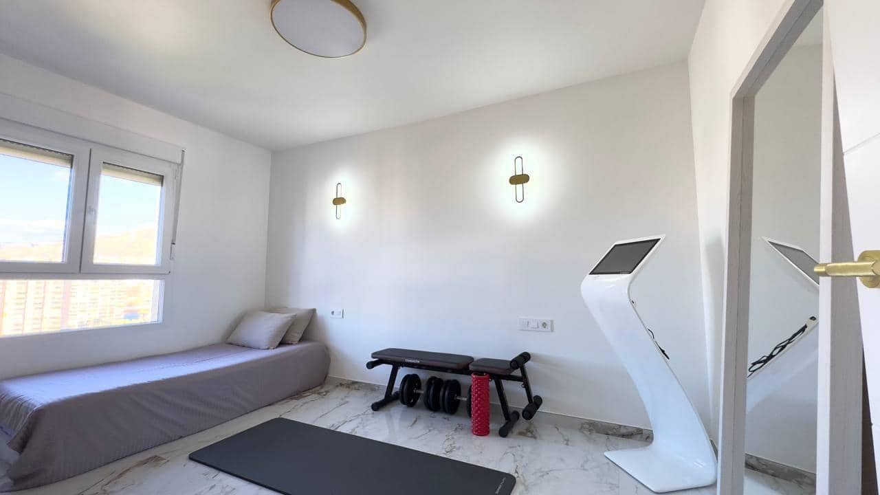 3 soveværelse Lejlighed til salg i Benidorm med swimmingpool - € 520.000 (Ref: 9730231)