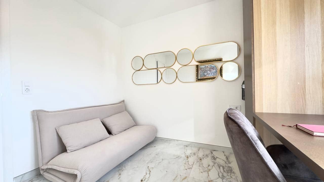 3 soveværelse Lejlighed til salg i Benidorm med swimmingpool - € 520.000 (Ref: 9730231)