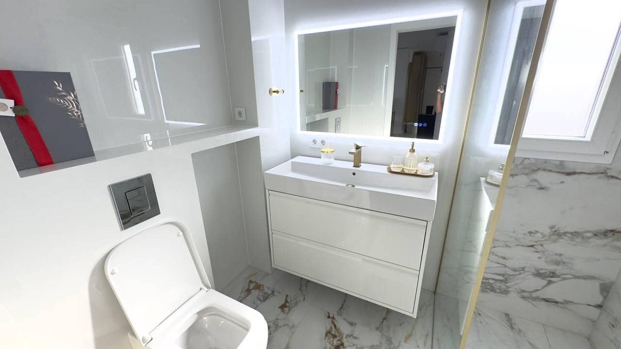 3 soveværelse Lejlighed til salg i Benidorm med swimmingpool - € 520.000 (Ref: 9730231)