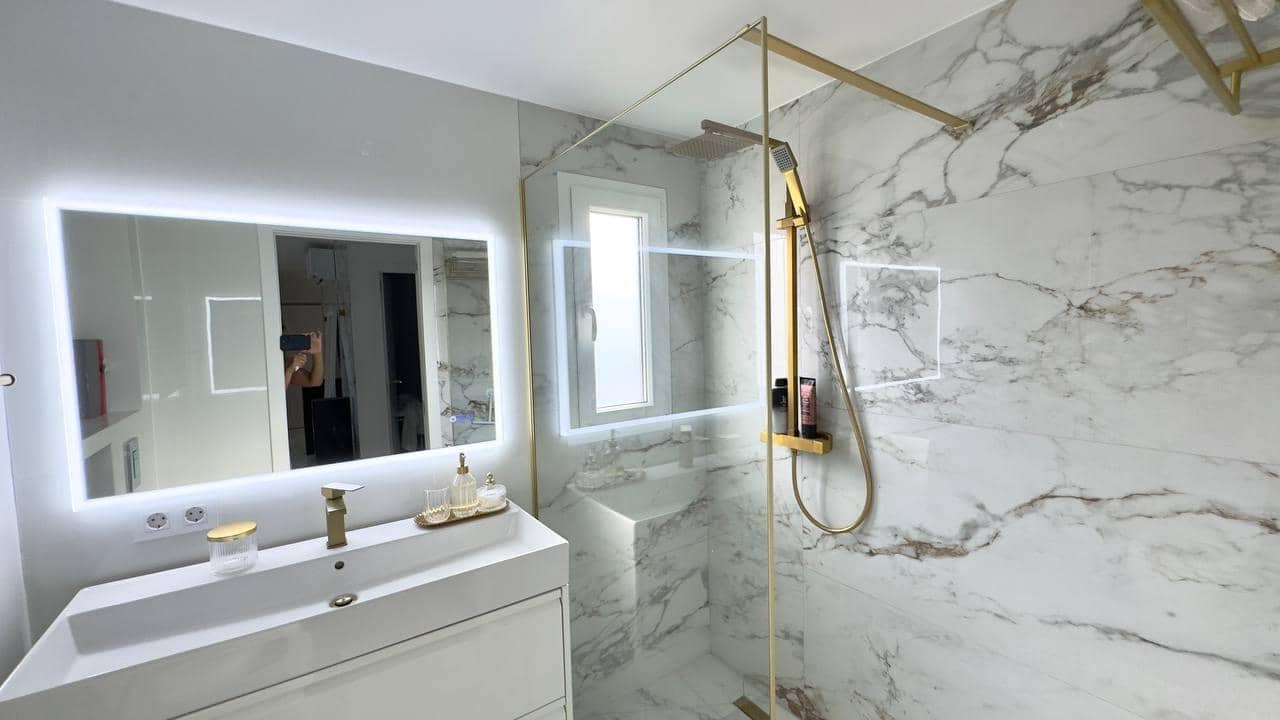 3 soveværelse Lejlighed til salg i Benidorm med swimmingpool - € 520.000 (Ref: 9730231)