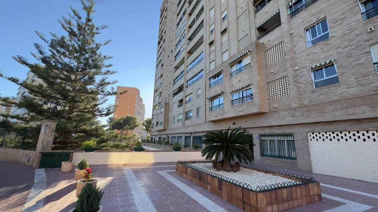 3 soveværelse Lejlighed til salg i Benidorm med swimmingpool - € 520.000 (Ref: 9730231)