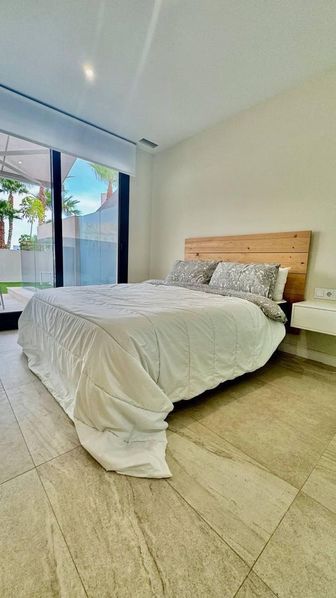 3 bedroom Apartment for sale in Finestrat with pool - € 420,000 (Ref: 9730232)