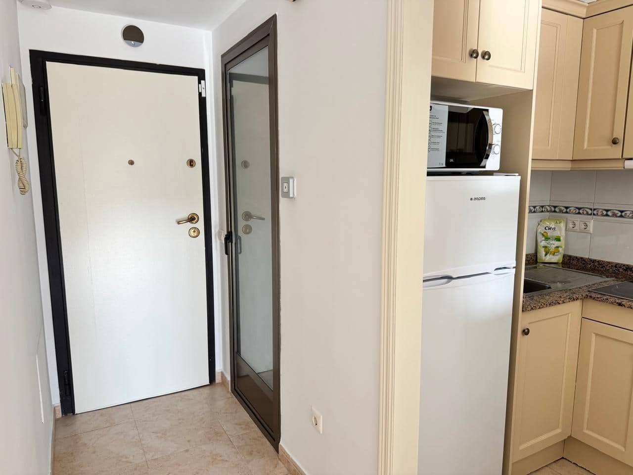 2 bedroom Apartment for sale in La Villajoyosa / Vila Joiosa with pool - € 240,000 (Ref: 9730233)