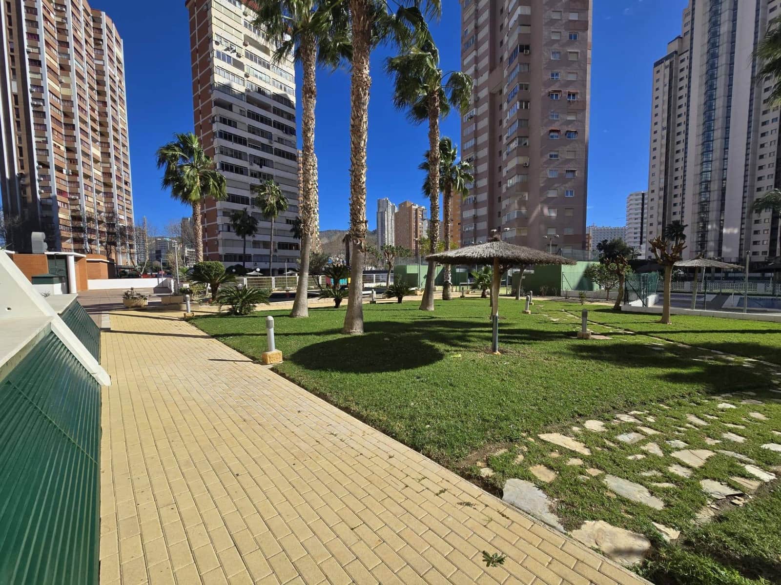 1 camera da letto Appartamento in vendita in Benidorm con piscina - 265.000 € (Rif: 9730235)