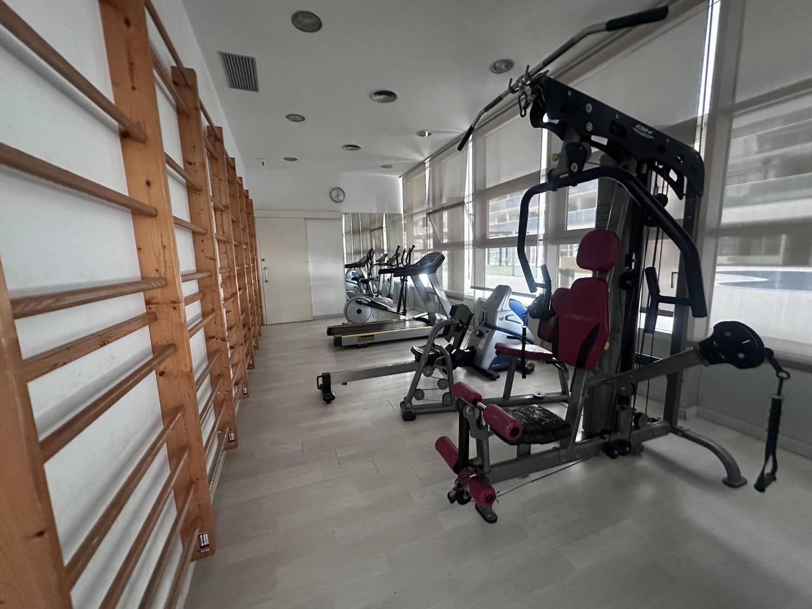 2 bedroom Apartment for sale in La Villajoyosa / Vila Joiosa with pool - € 285,000 (Ref: 9730236)