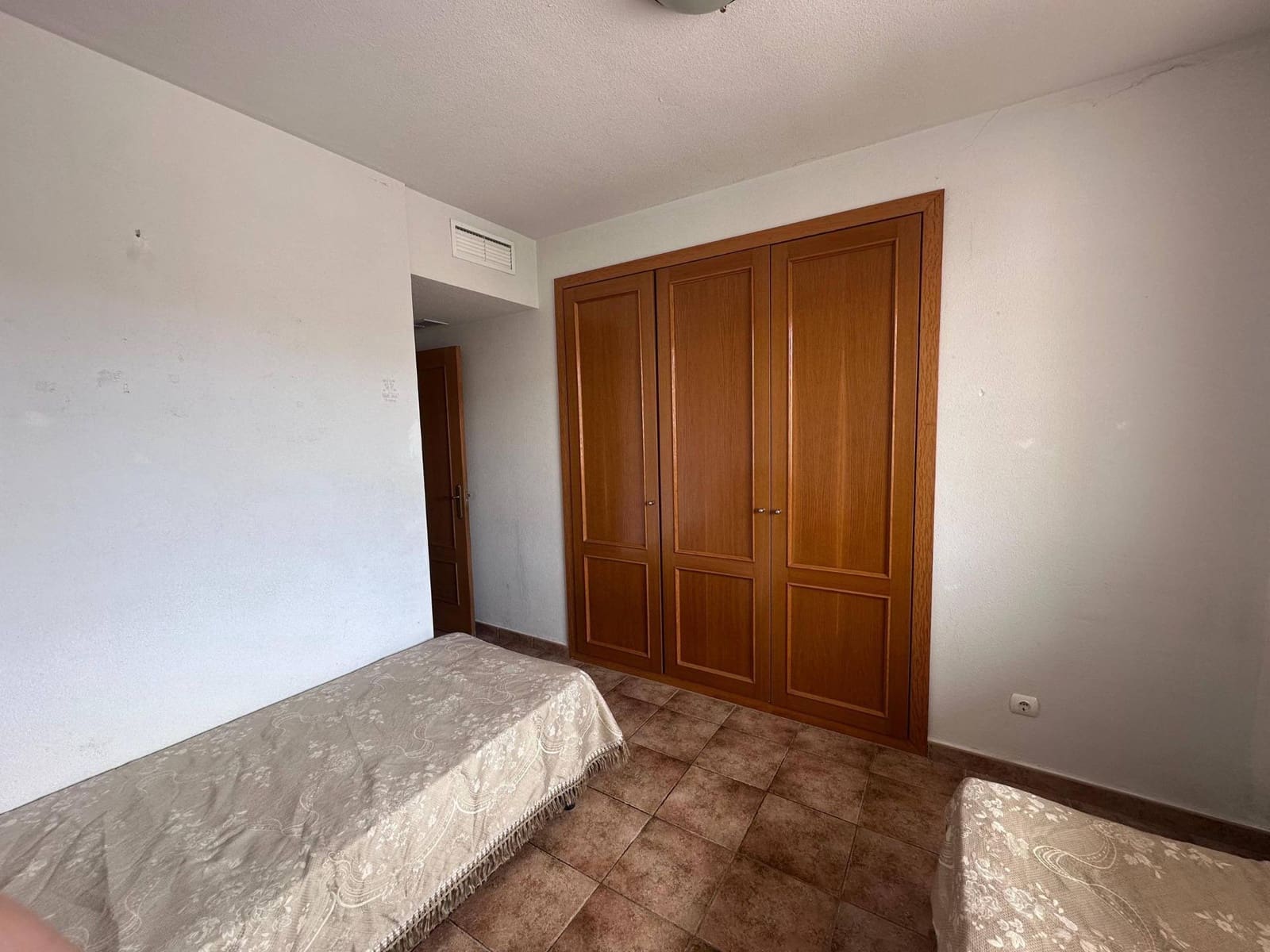 Apartment for sale in La Villajoyosa / Vila Joiosa with pool - € 215,000 (Ref: 9730237)