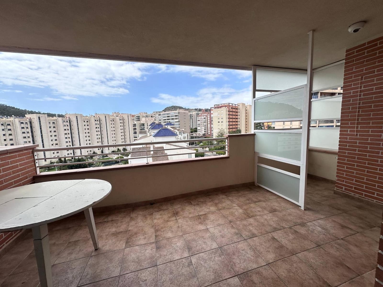 Apartment for sale in La Villajoyosa / Vila Joiosa with pool - € 215,000 (Ref: 9730237)