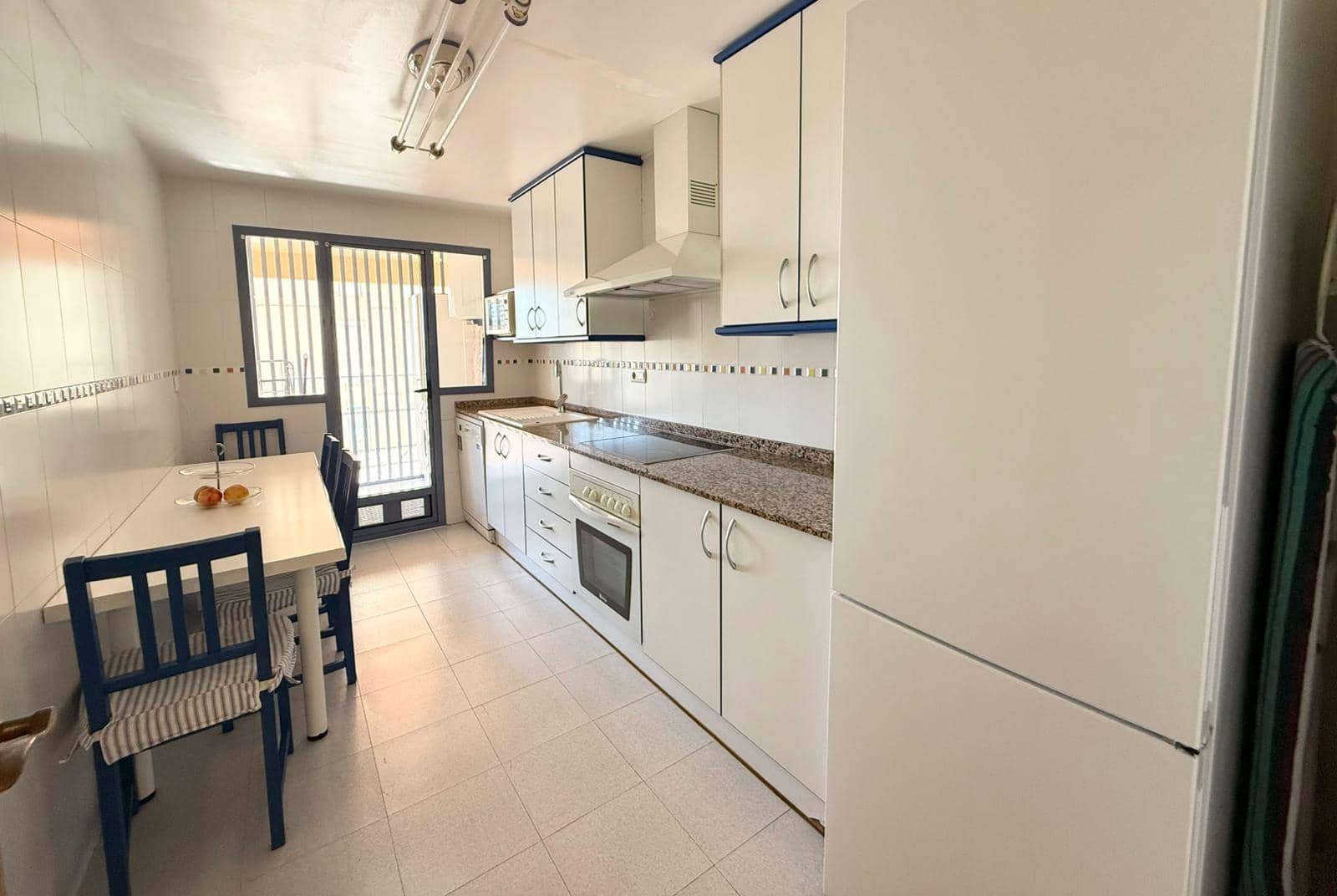 Apartamento de 2 habitaciones en La Villajoyosa / Vila Joiosa en venta con piscina garaje - 340.000 € (Ref: 9747807)