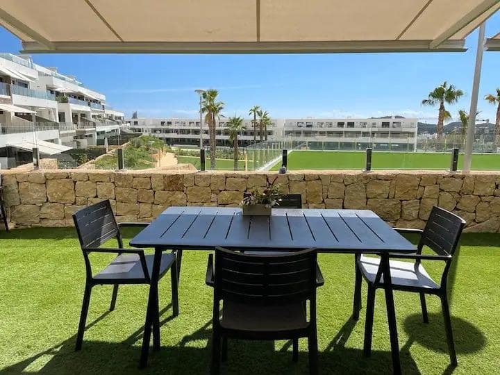 Chalet de 3 habitaciones en Finestrat en venta con piscina - 375.000 € (Ref: 9747810)