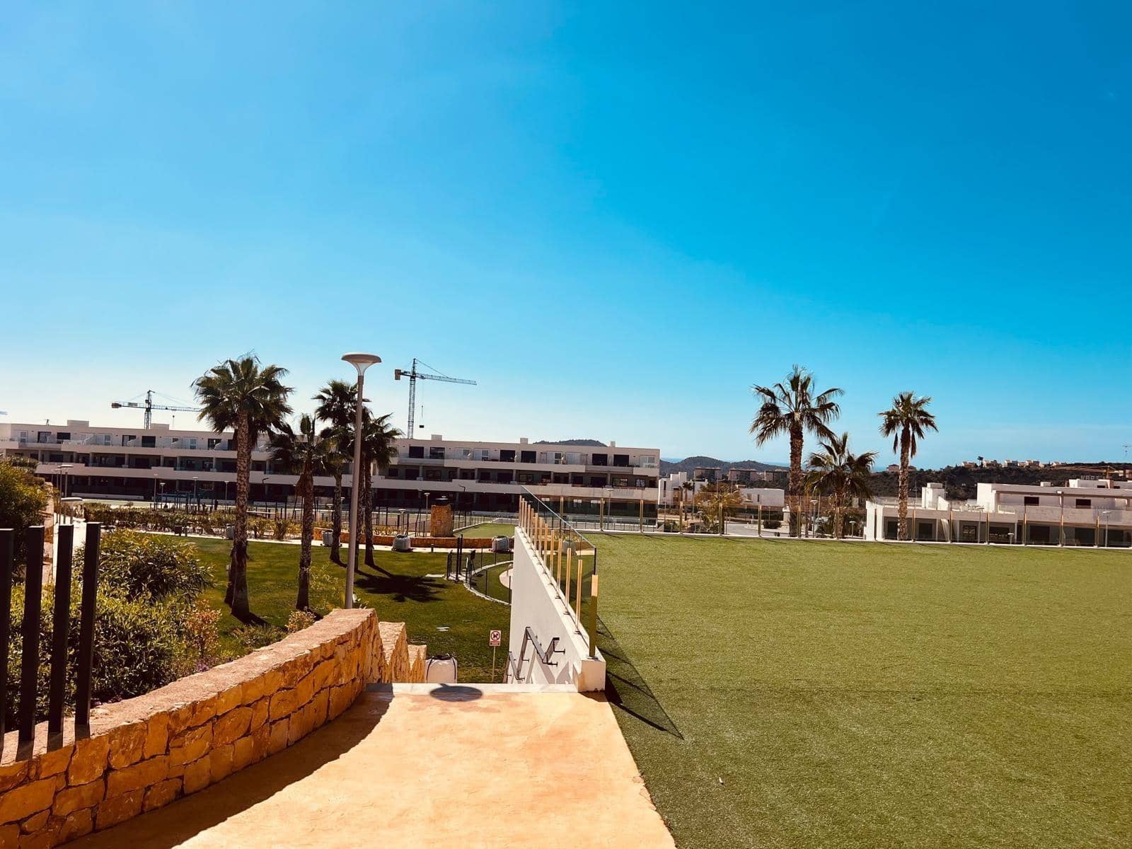 Chalet de 3 habitaciones en Finestrat en venta con piscina - 375.000 € (Ref: 9747810)