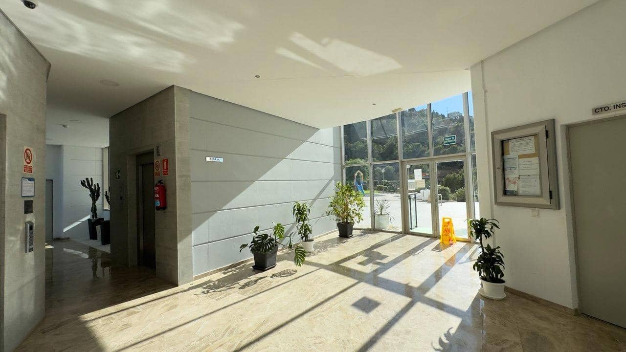 1 soverom Leilighet til salgs i Benidorm med svømmebasseng - € 449 000 (Ref: 9747812)