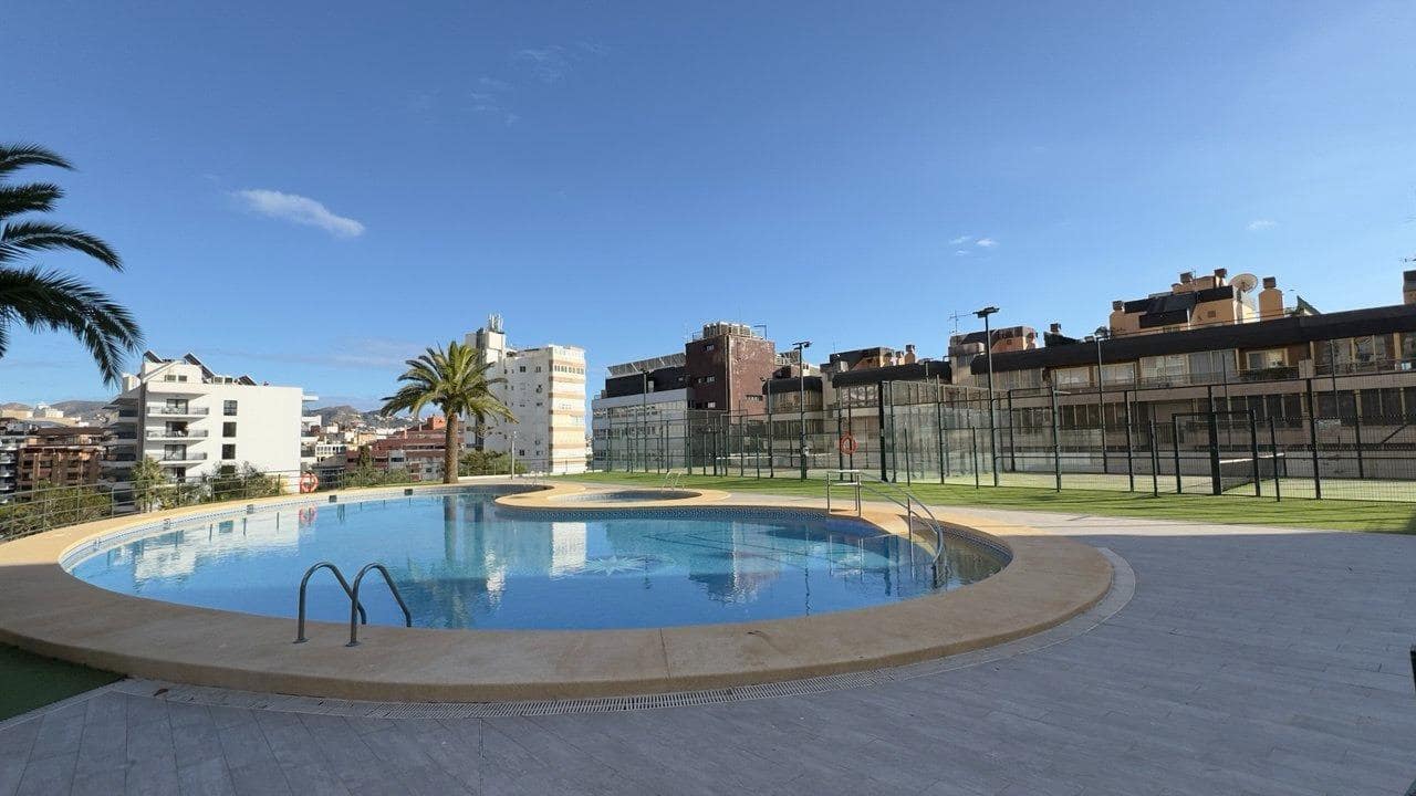 3 sypialnia Apartament na sprzedaż w Benidorm z basenem - 514 000 € (Ref: 9747814)