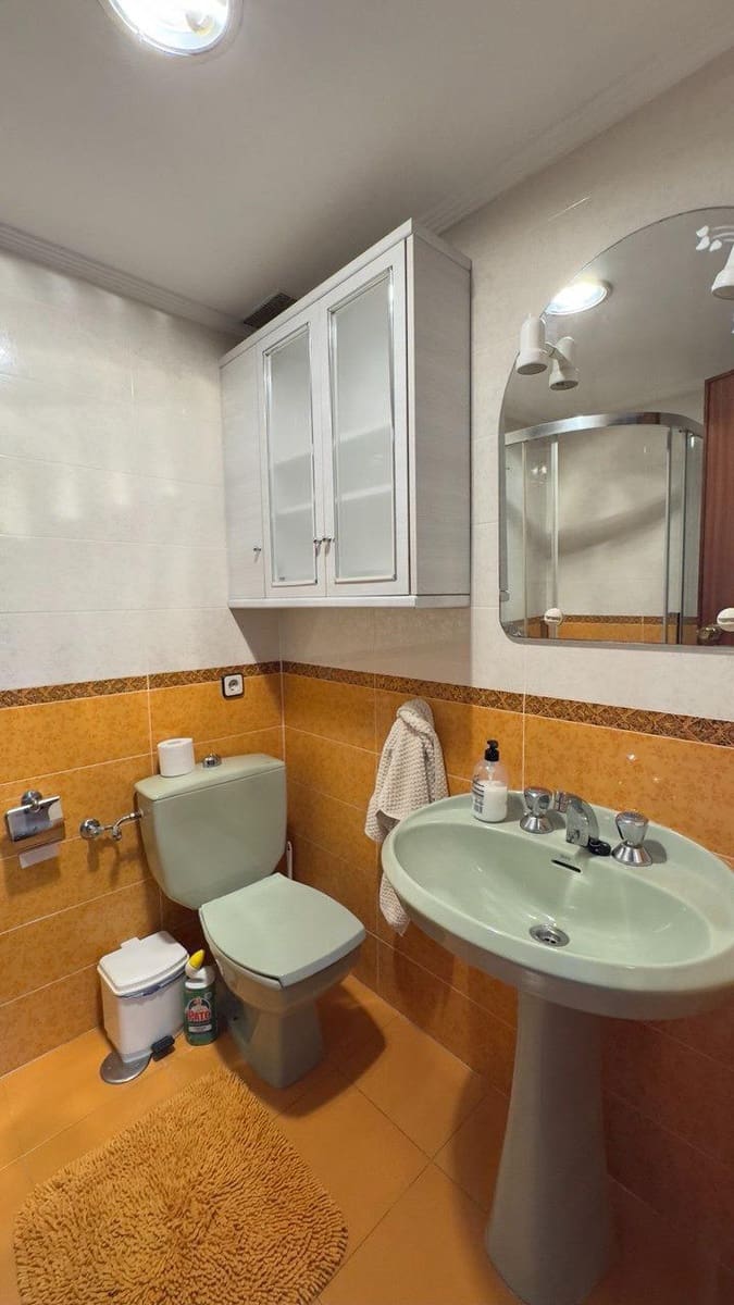 3 sypialnia Apartament na sprzedaż w Benidorm z basenem - 514 000 € (Ref: 9747814)