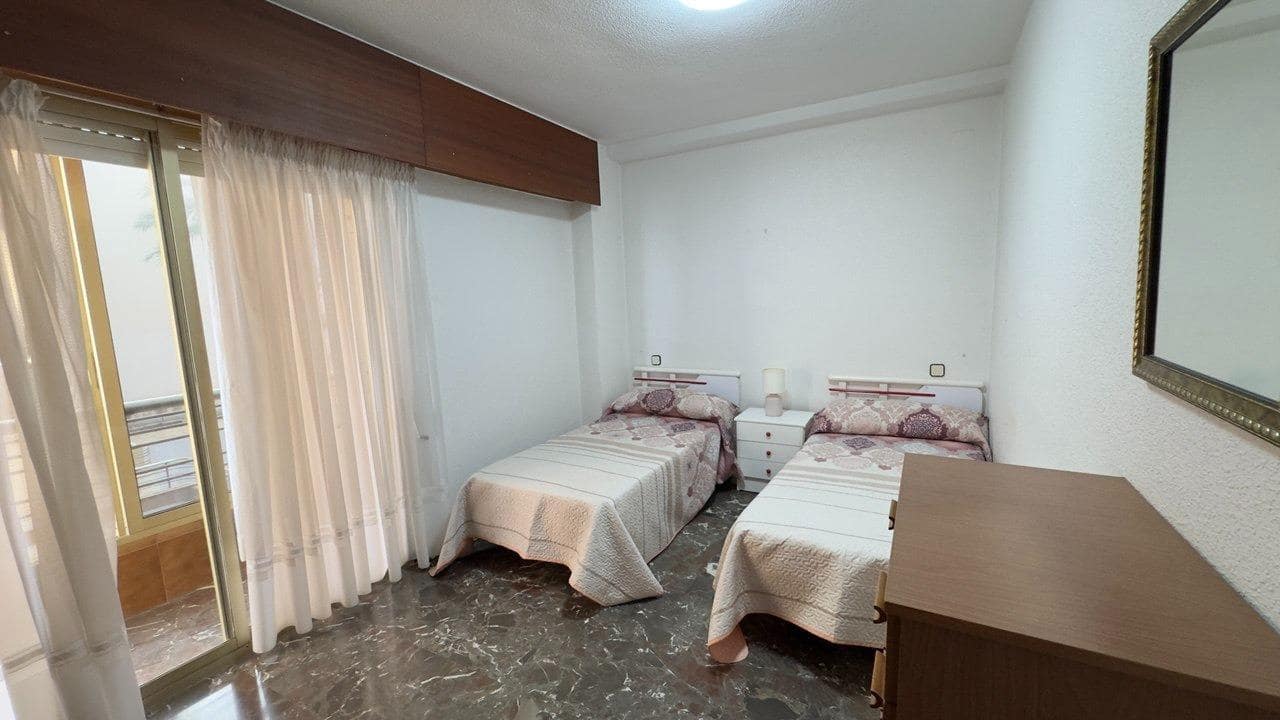 3 sypialnia Apartament na sprzedaż w Benidorm z basenem - 514 000 € (Ref: 9747814)