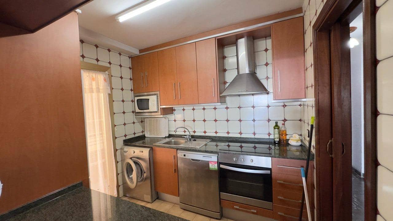 3 sypialnia Apartament na sprzedaż w Benidorm z basenem - 514 000 € (Ref: 9747814)