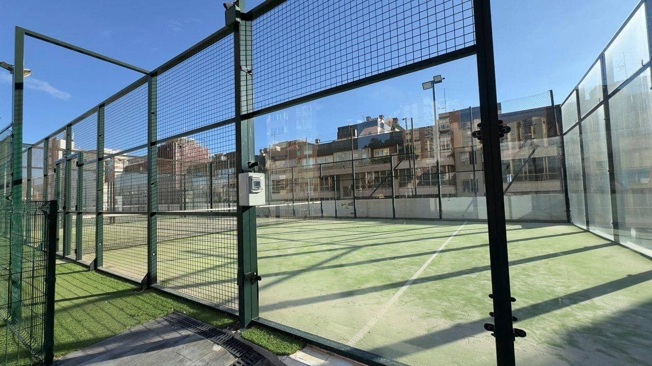 3 sypialnia Apartament na sprzedaż w Benidorm z basenem - 514 000 € (Ref: 9747814)