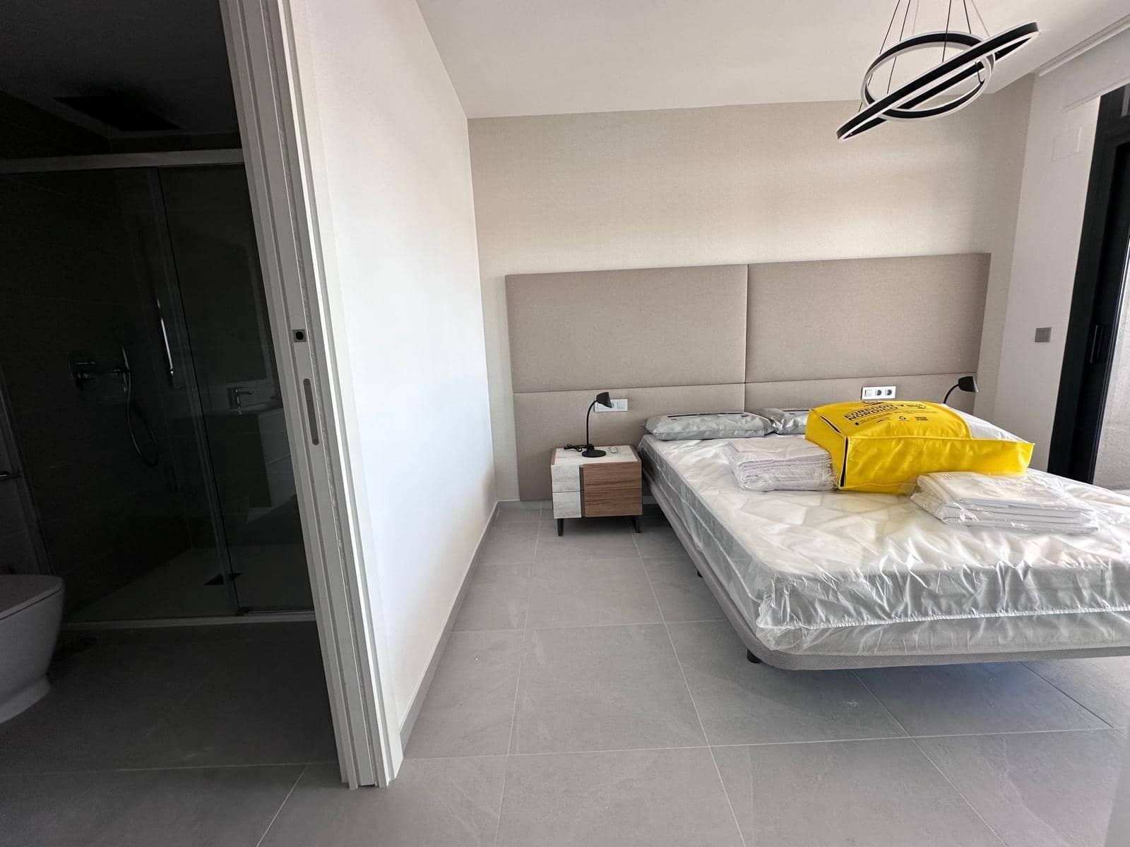 3 soveværelse Lejlighed til salg i Benidorm med swimmingpool garage - € 527.000 (Ref: 9747815)