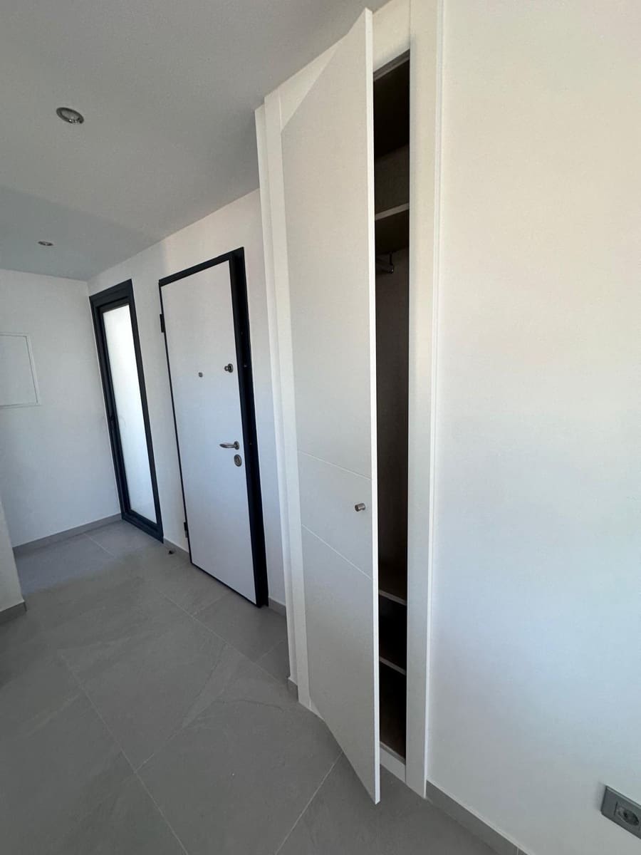 3 soveværelse Lejlighed til salg i Benidorm med swimmingpool garage - € 527.000 (Ref: 9747815)