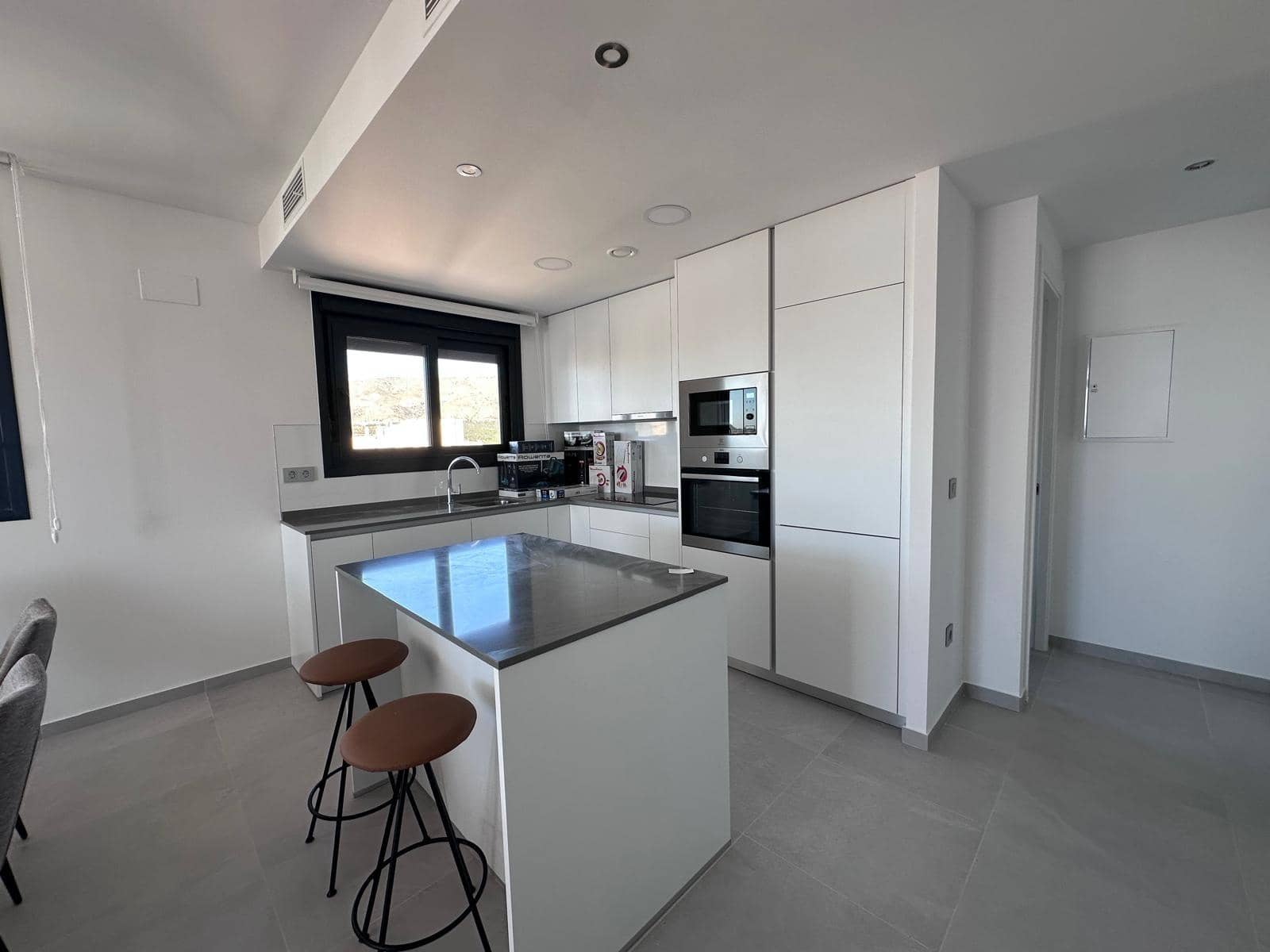 3 soveværelse Lejlighed til salg i Benidorm med swimmingpool garage - € 527.000 (Ref: 9747815)