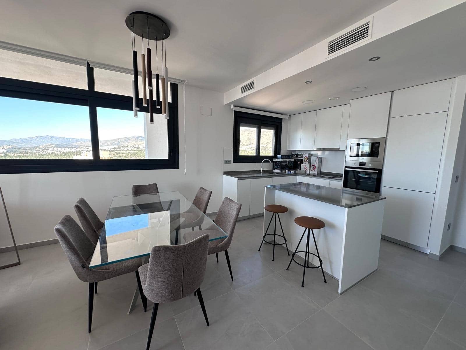 3 soveværelse Lejlighed til salg i Benidorm med swimmingpool garage - € 527.000 (Ref: 9747815)