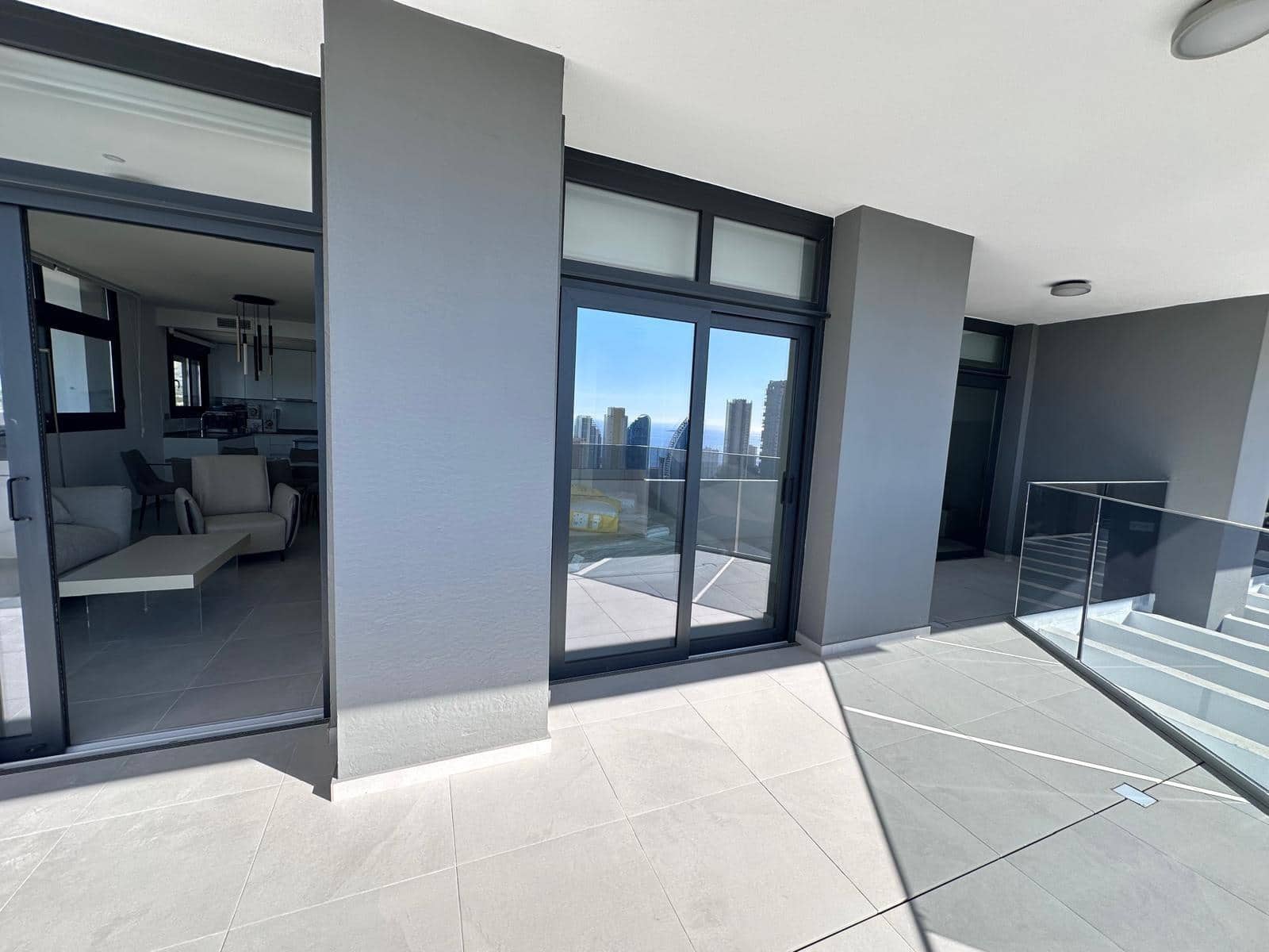 3 soveværelse Lejlighed til salg i Benidorm med swimmingpool garage - € 527.000 (Ref: 9747815)