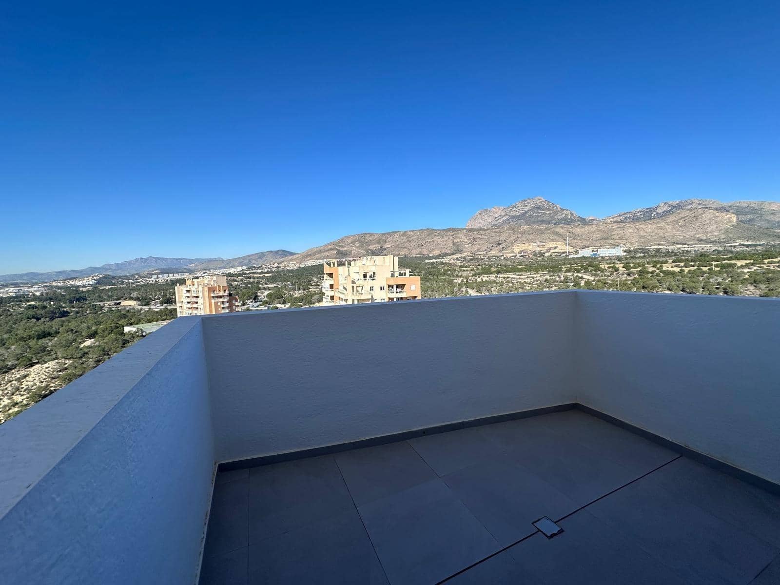 3 soveværelse Lejlighed til salg i Benidorm med swimmingpool garage - € 527.000 (Ref: 9747815)