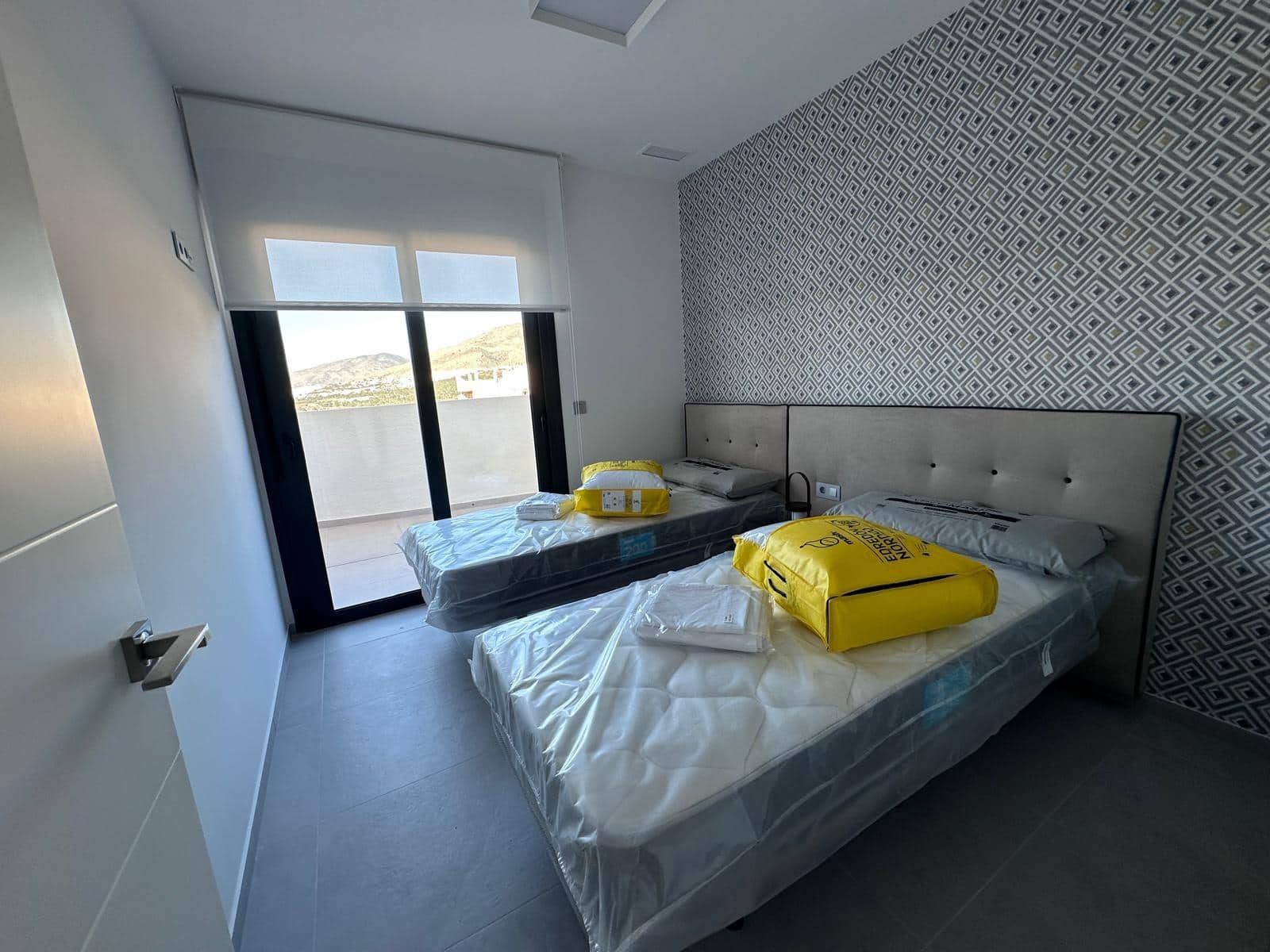 3 soveværelse Lejlighed til salg i Benidorm med swimmingpool garage - € 527.000 (Ref: 9747815)