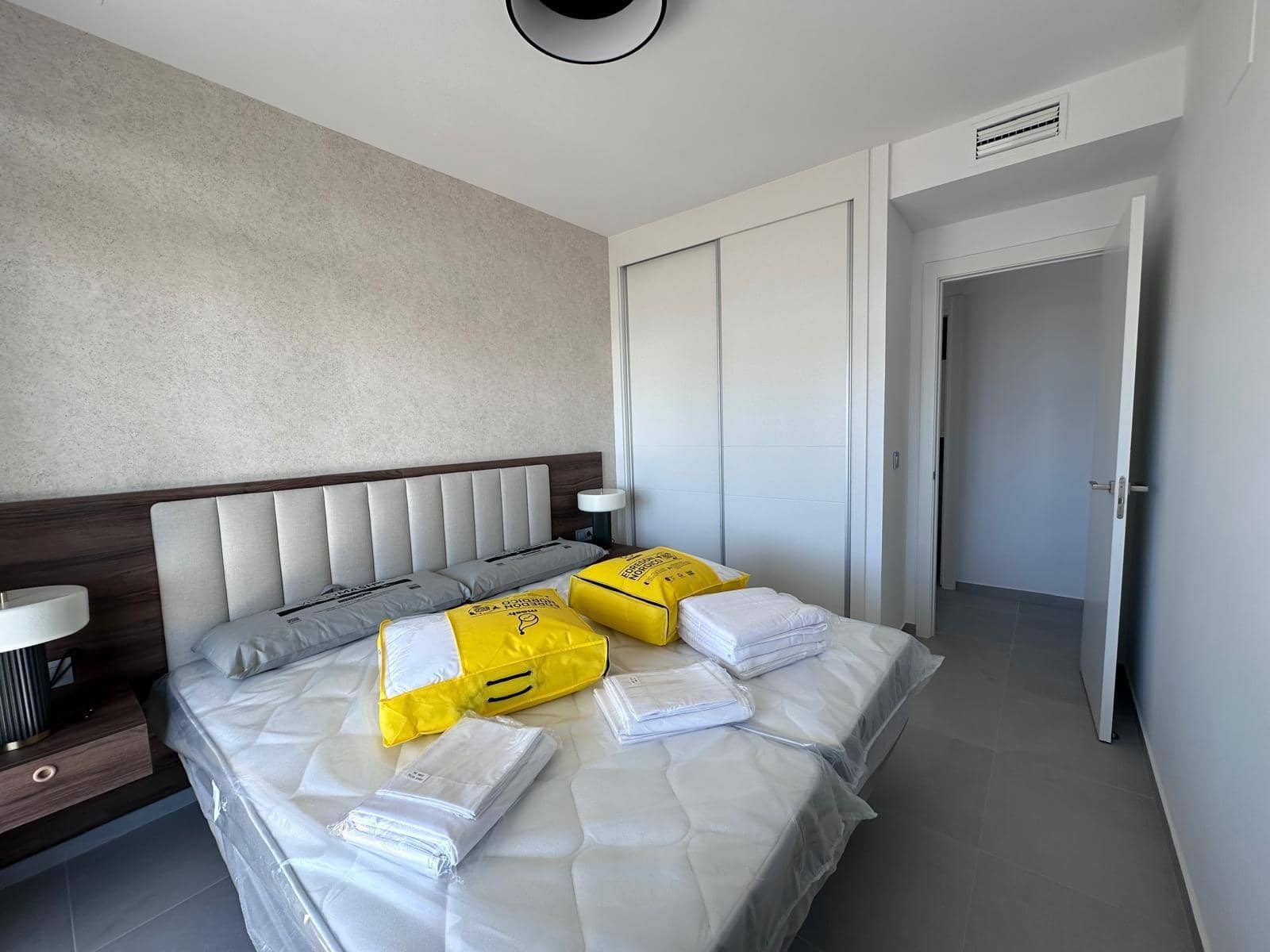 3 soveværelse Lejlighed til salg i Benidorm med swimmingpool garage - € 527.000 (Ref: 9747815)