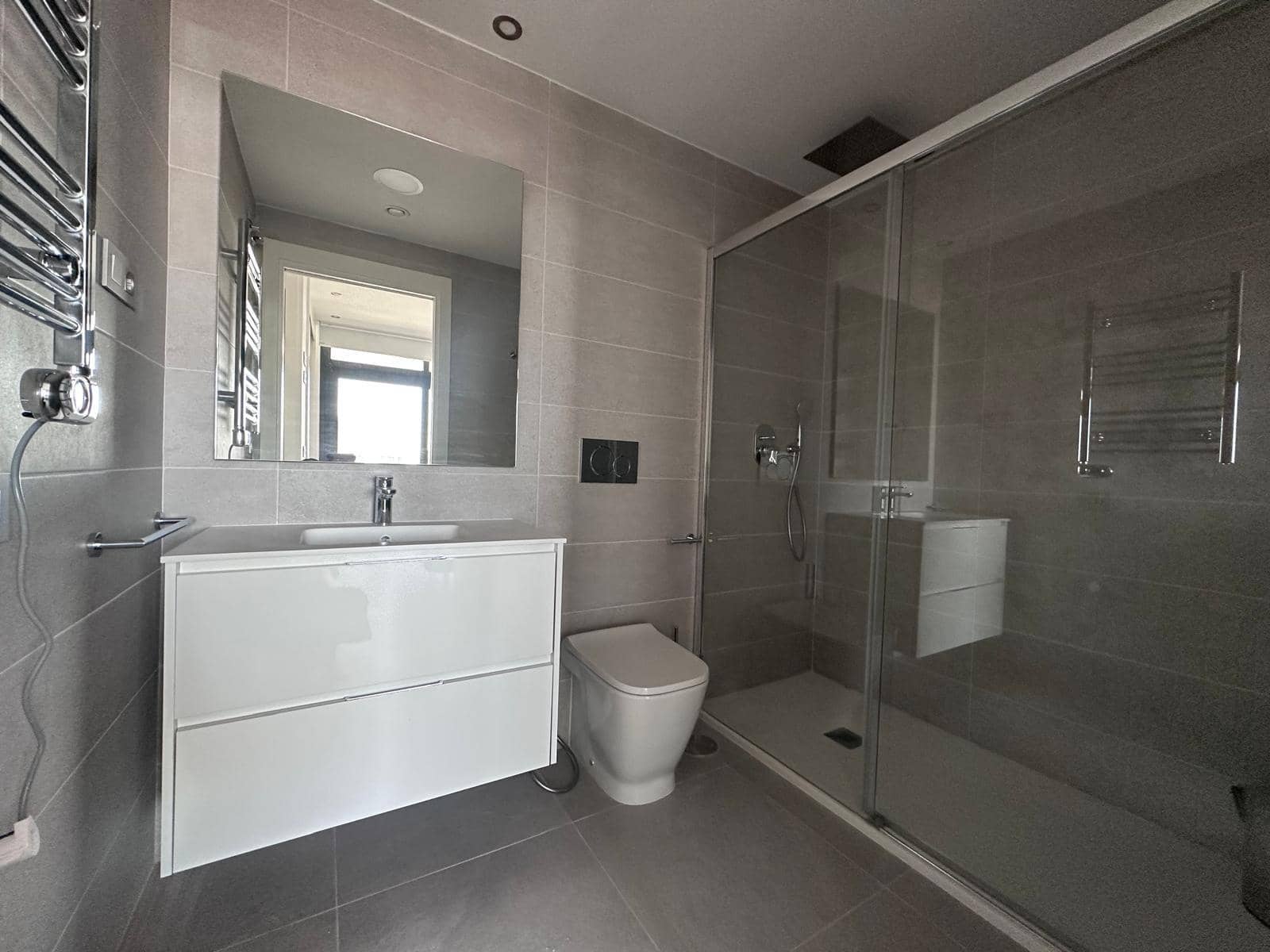 3 soveværelse Lejlighed til salg i Benidorm med swimmingpool garage - € 527.000 (Ref: 9747815)